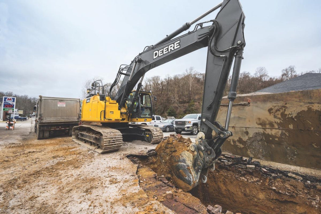 JOHN DEERE 345G - 78K