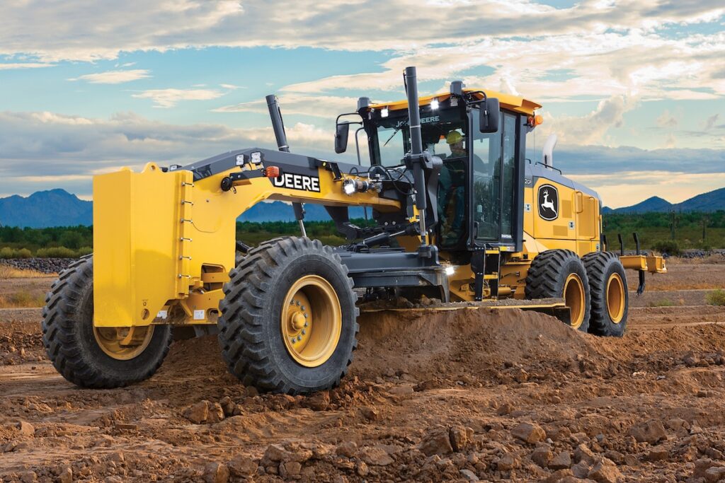 JOHN DEERE 772GP