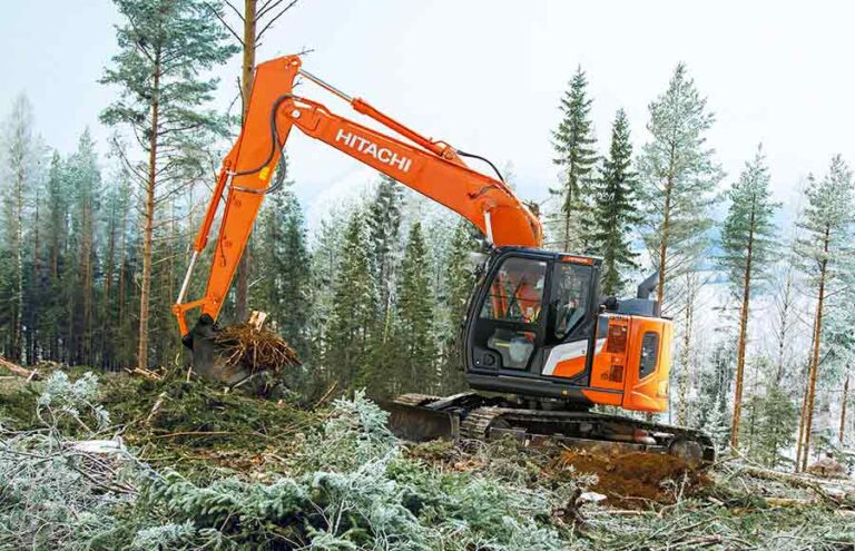 HITACHI ZX135 - 31K